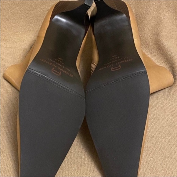 JOAN & DAVID Camel Color Ankle Boots Size-10 - Picture 8 of 9